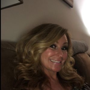 Meet your Posher, Pamela